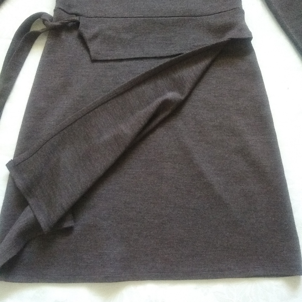 Ann Taylor wool asymmetric knit faux wrap - Picture 3 of 7